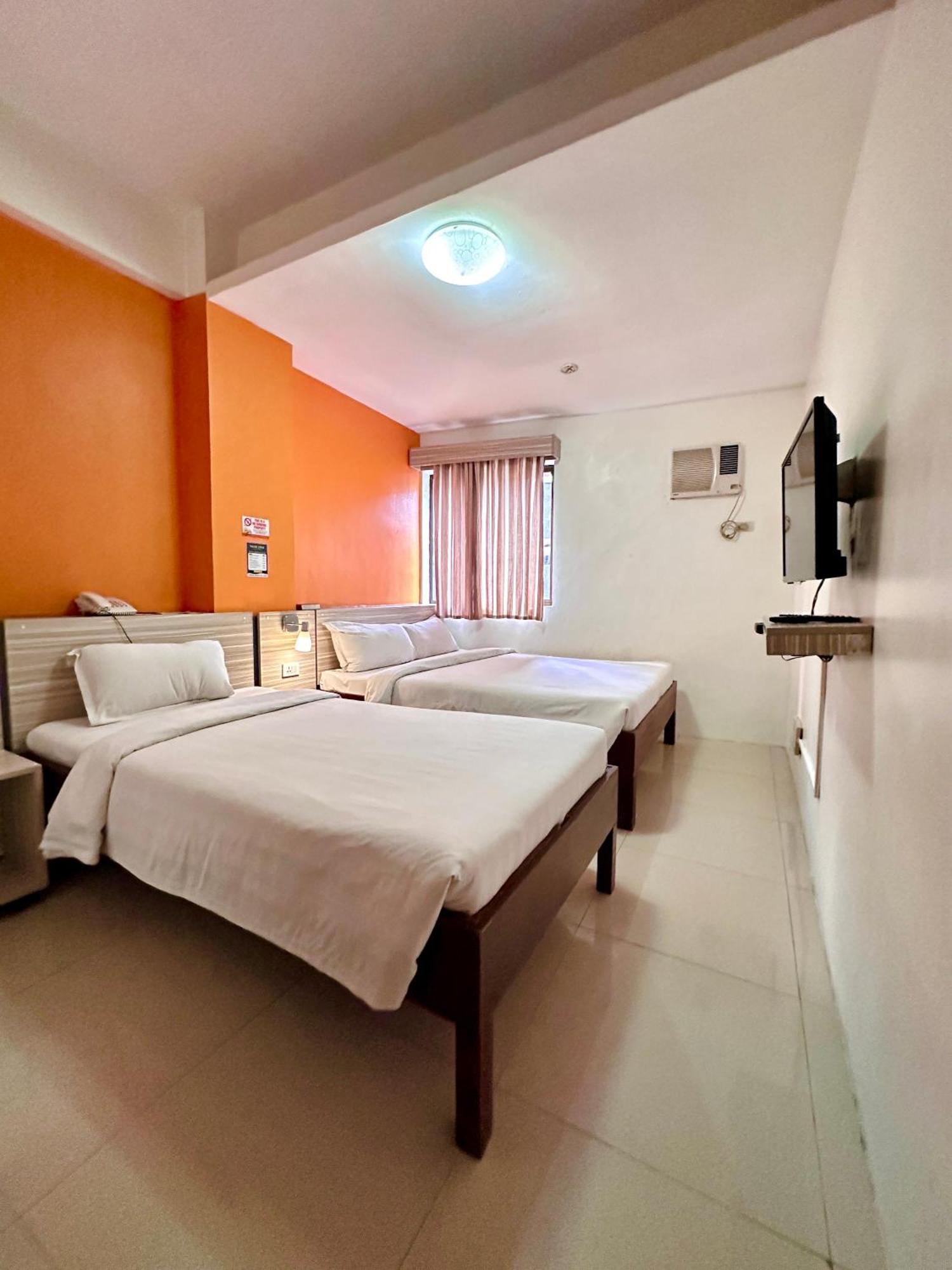 Travelbee Business Inn Cebu Exteriör bild
