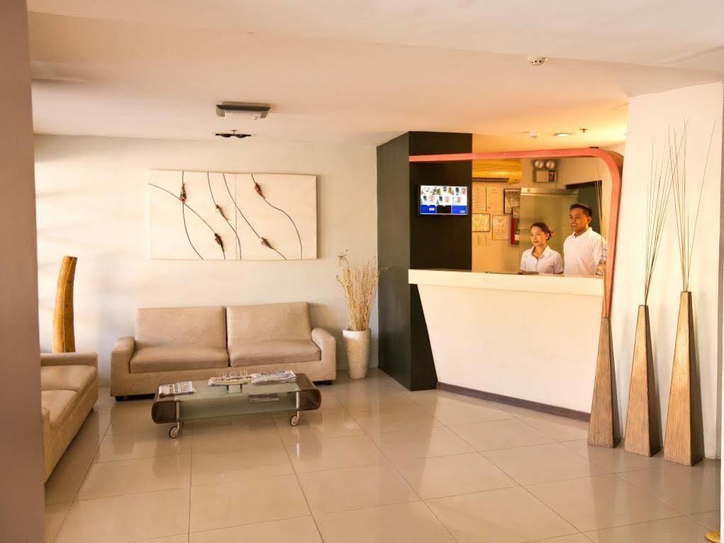 Travelbee Business Inn Cebu Exteriör bild